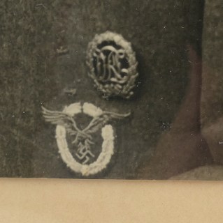 32490 (8)